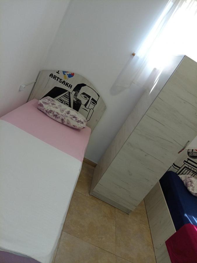 Old Center เยเรวาน ภายนอก รูปภาพ